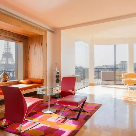 Luxury With Eiffel Tower View And Sauna Apartment